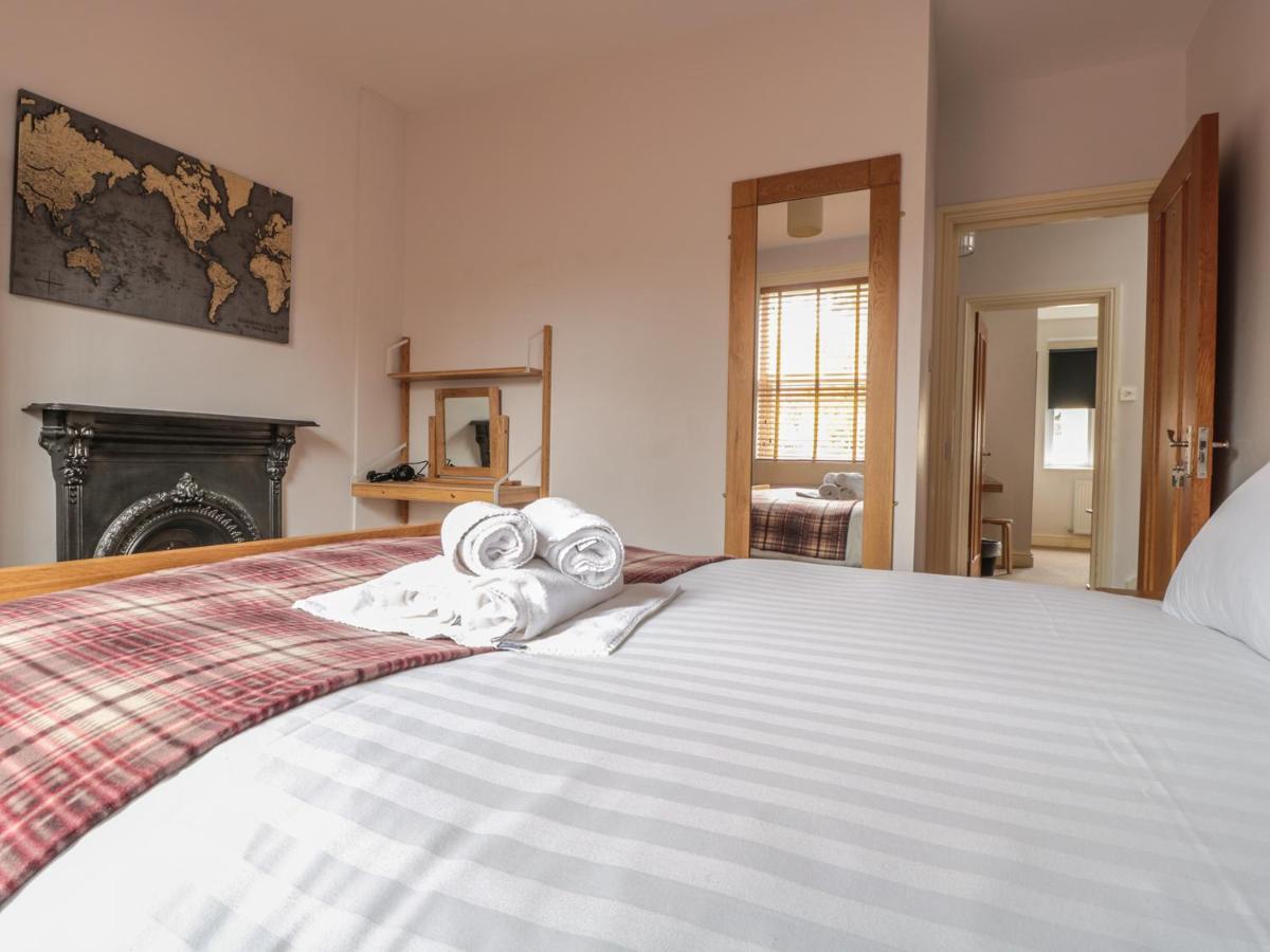 バース 33 Crescent Gardensヴィラ エクステリア 写真